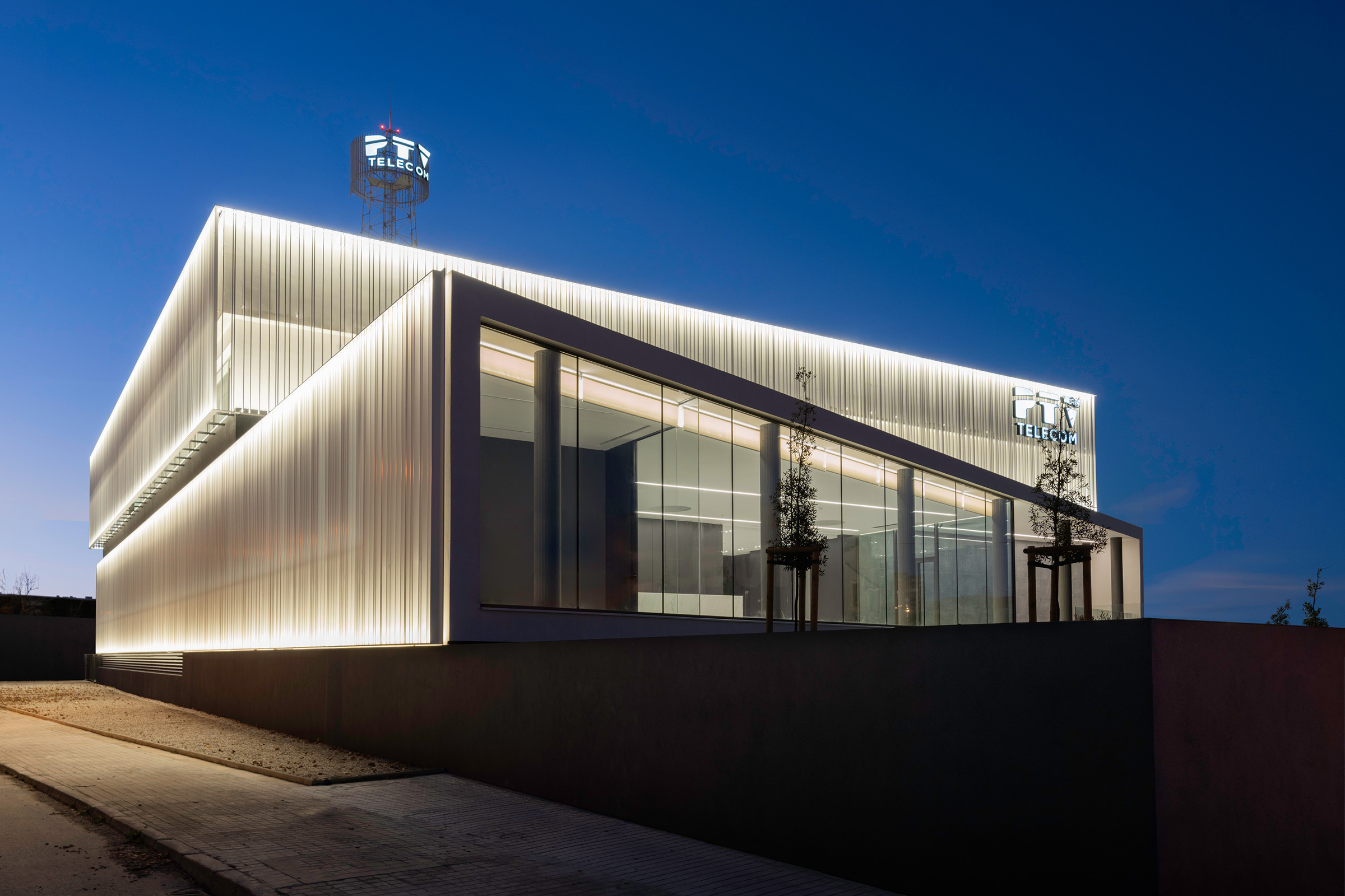 Proyecto de arquitectura corporativa de Rubén Muedra Arquitectura